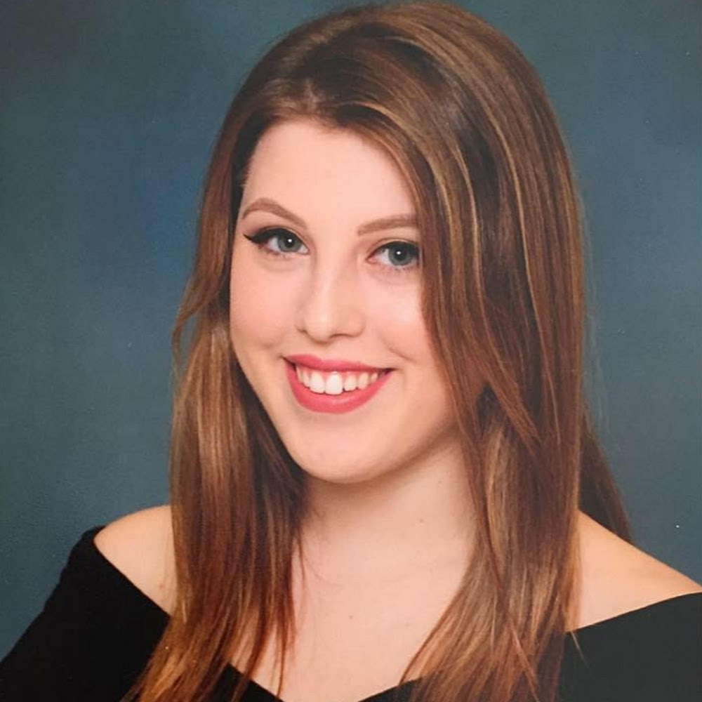 Meet your Posher, Caroline